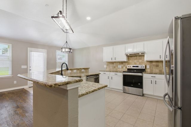 1006 Lake Dallas Drive, Wylie, TX 75098
