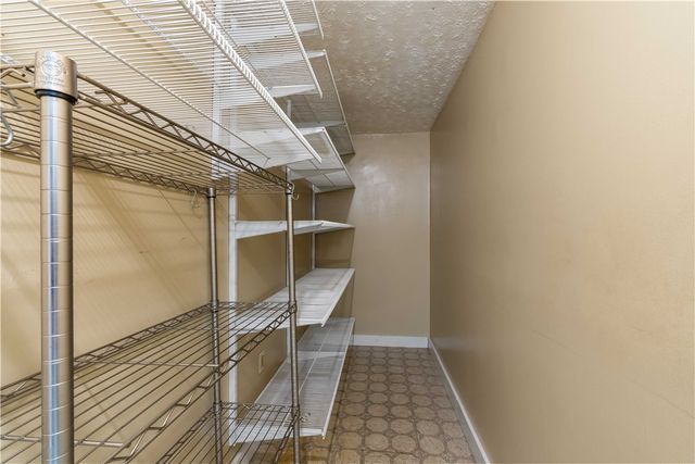 58 Stewart Drive, Portsmouth, RI 02871