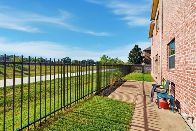 8029 Durango Way Drive, Houston, TX 77040