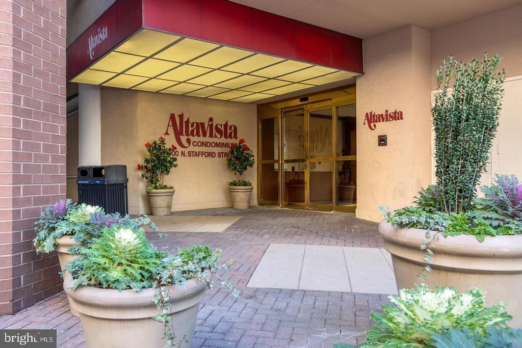 900 N STAFFORD ST #2016, Arlington, VA 22203