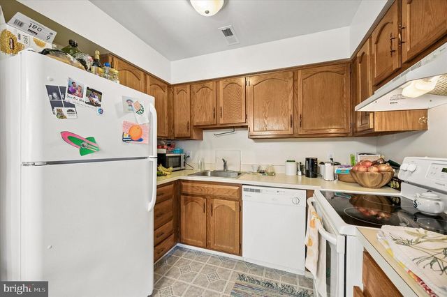 165 PARKER AVE, Philadelphia, PA 19128