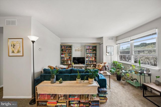 165 PARKER AVE, Philadelphia, PA 19128