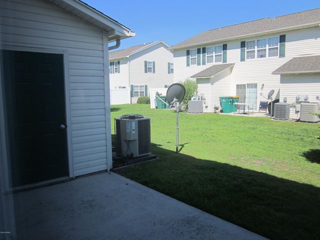 68 Crush Court, Swansboro, NC 28584