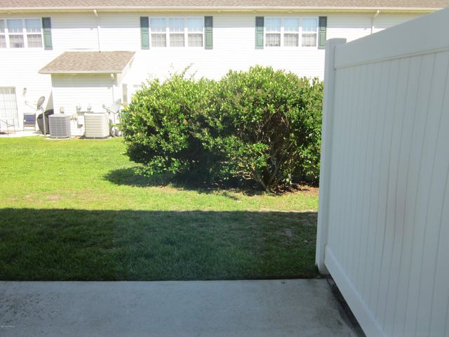 68 Crush Court, Swansboro, NC 28584