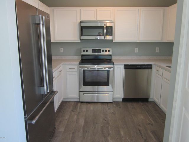 68 Crush Court, Swansboro, NC 28584