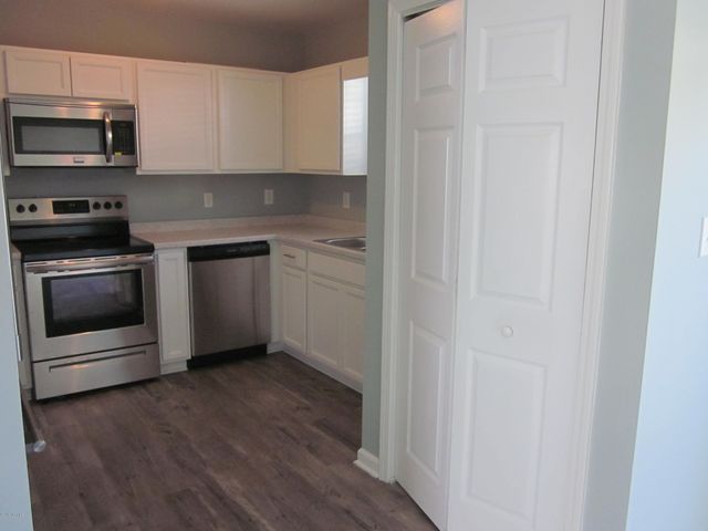 68 Crush Court, Swansboro, NC 28584