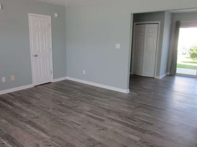 68 Crush Court, Swansboro, NC 28584