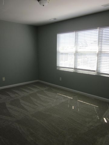 68 Crush Court, Swansboro, NC 28584