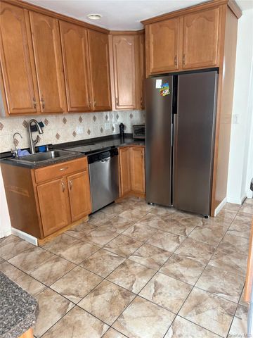 80-07 192nd Street, Hollis, NY 11423