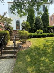 80-07 192nd Street, Hollis, NY 11423