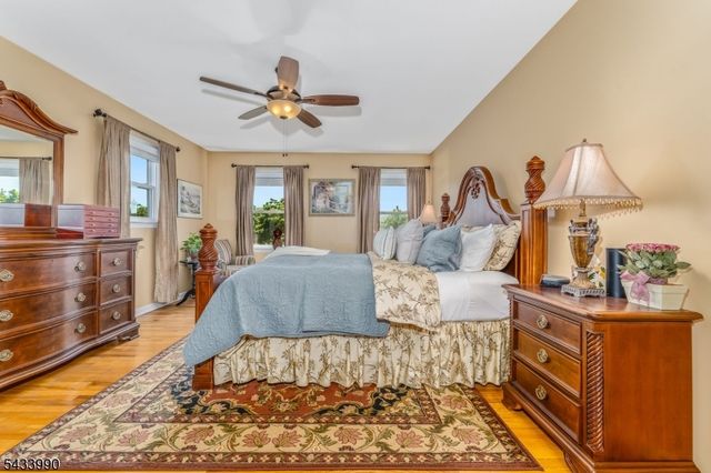 8 Shurts Rd, Readington Twp., NJ 08822