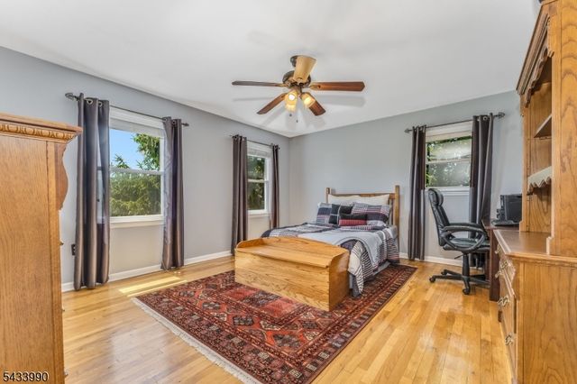 8 Shurts Rd, Readington Twp., NJ 08822