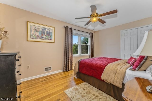 8 Shurts Rd, Readington Twp., NJ 08822