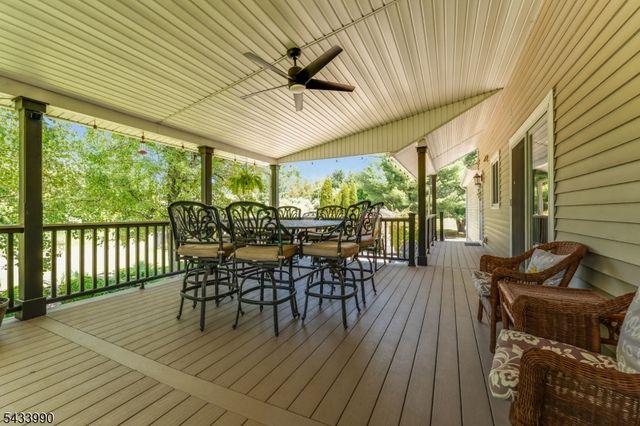8 Shurts Rd, Readington Twp., NJ 08822