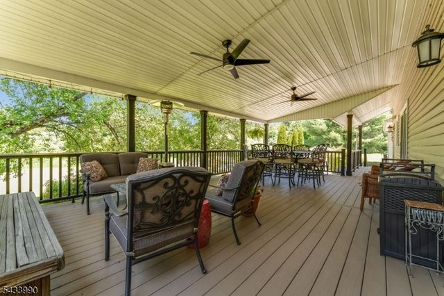 8 Shurts Rd, Readington Twp., NJ 08822