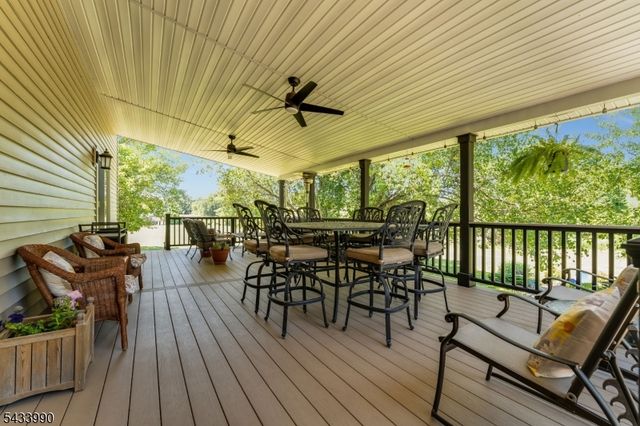 8 Shurts Rd, Readington Twp., NJ 08822