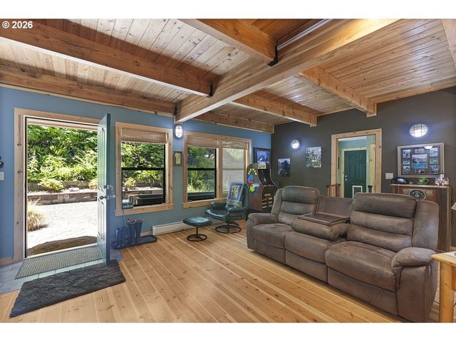 482 S MILLPORT SLOUGH Rd, Lincoln City, OR 97367
