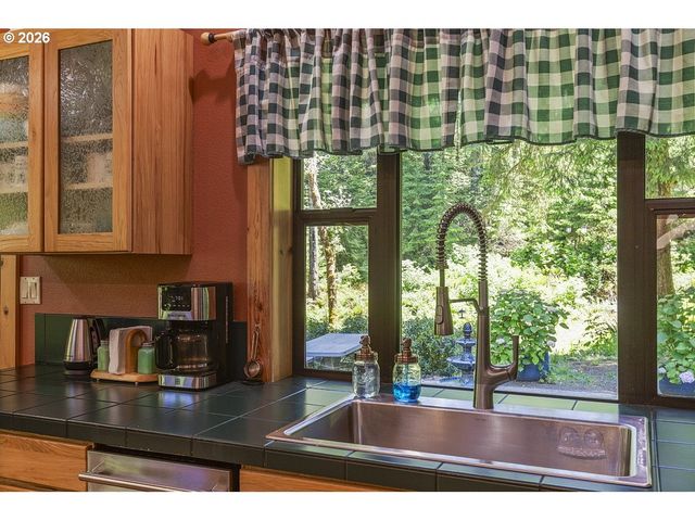 482 S MILLPORT SLOUGH Rd, Lincoln City, OR 97367