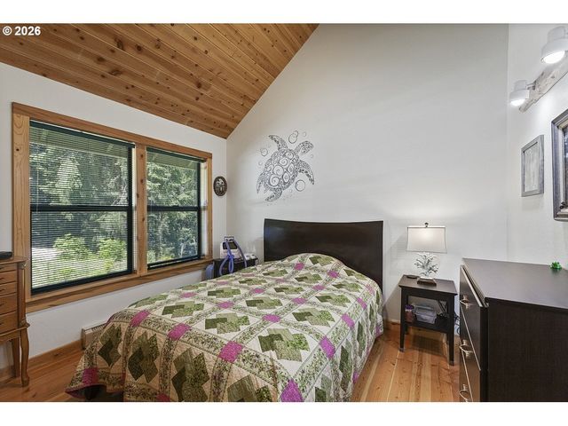482 S MILLPORT SLOUGH Rd, Lincoln City, OR 97367