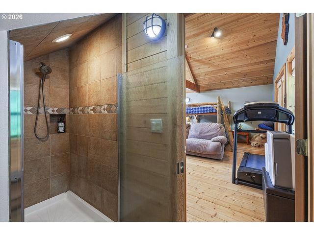 482 S MILLPORT SLOUGH Rd, Lincoln City, OR 97367