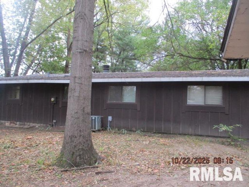 16304 N 2ND Street, Chillicothe, IL 61523