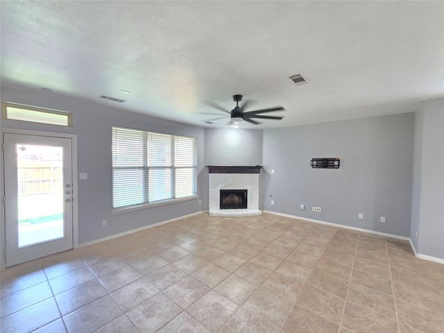 8852 Night Wind Lane, Fort Worth, TX 76244