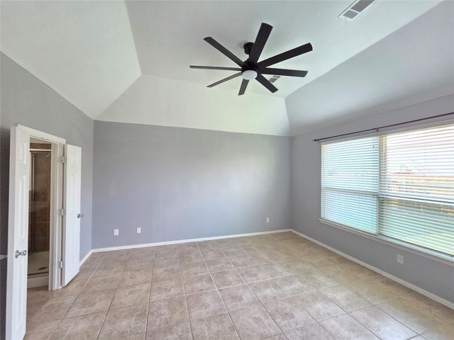 8852 Night Wind Lane, Fort Worth, TX 76244