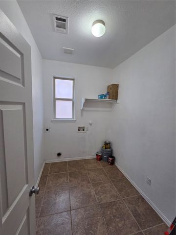 8852 Night Wind Lane, Fort Worth, TX 76244