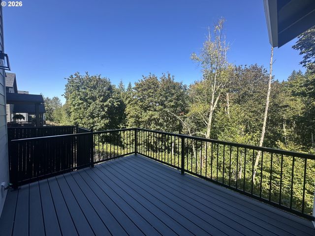 1048 Ne REGAN HILL Loop, Estacada, OR 97023