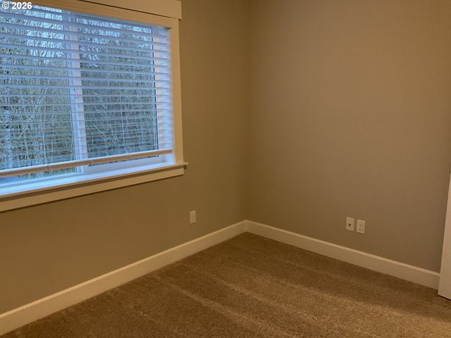 1048 Ne REGAN HILL Loop, Estacada, OR 97023