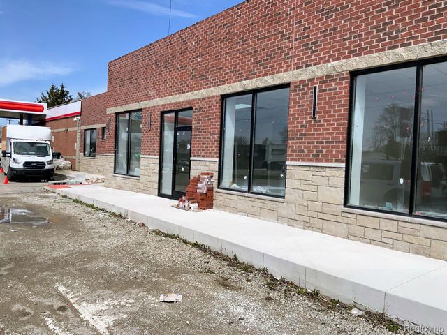 804 SOUTHFIELD Road, Lincoln Park, MI 48146