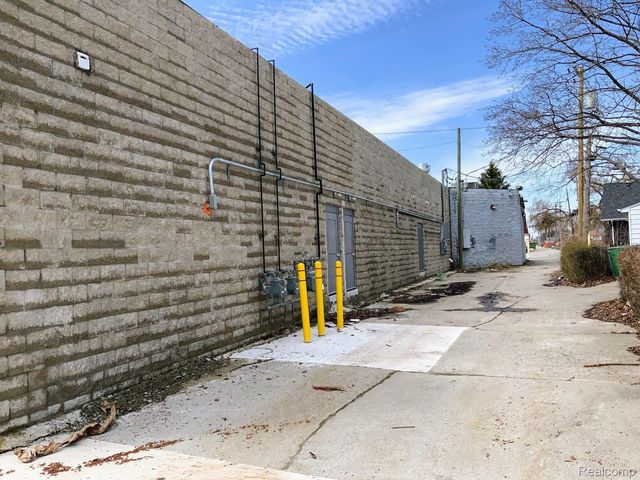 804 SOUTHFIELD Road, Lincoln Park, MI 48146