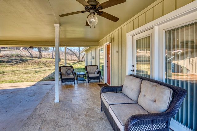 101 W Bluebonnet RD, Horseshoe Bay, TX 78657