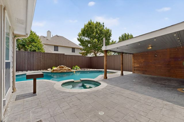 5915 Fieldcrest Lane, Sachse, TX 75048