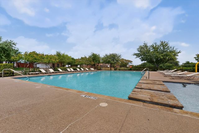 5915 Fieldcrest Lane, Sachse, TX 75048