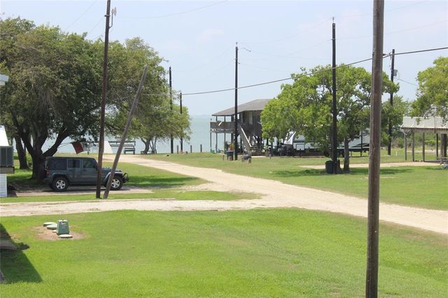 2641 County Road 312, Palacios, TX 77465