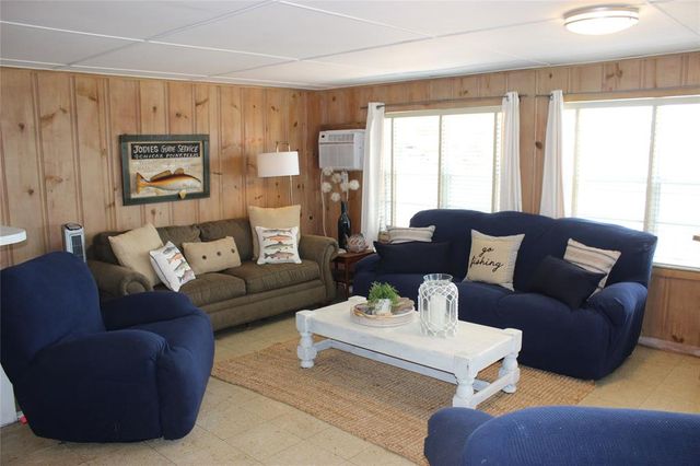 2641 County Road 312, Palacios, TX 77465