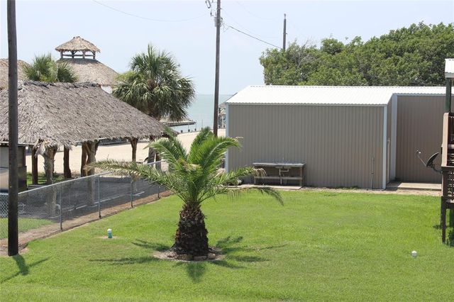 2641 County Road 312, Palacios, TX 77465