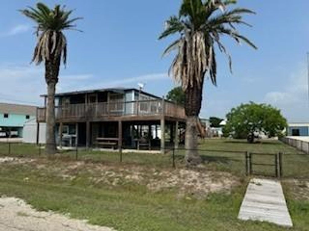 2641 County Road 312, Palacios, TX 77465