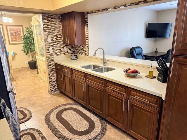 820 SW 49th Terrace, Margate, FL 33068