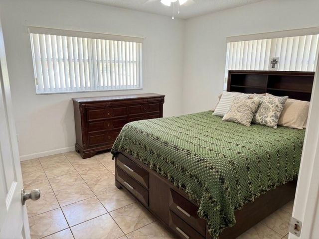 820 SW 49th Terrace, Margate, FL 33068