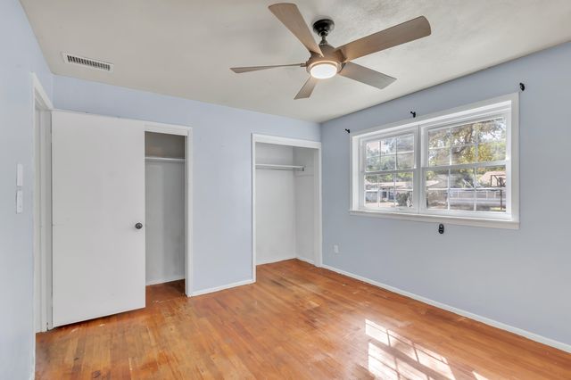 348 Chicago Avenue, Valparaiso, FL 32580