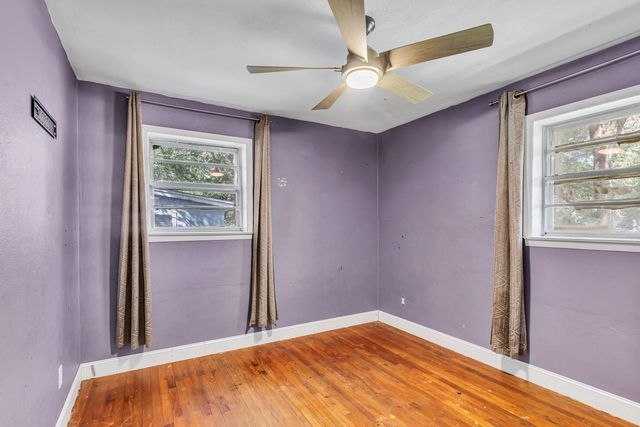 348 Chicago Avenue, Valparaiso, FL 32580