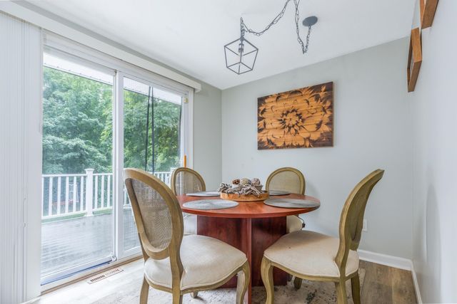 18 Brook Street, Derry, NH 03038