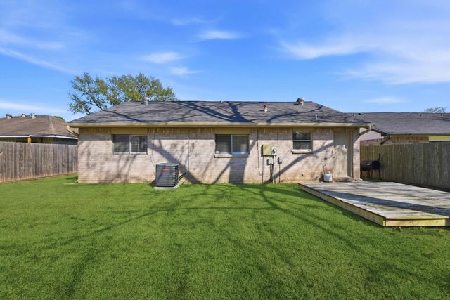 23827 Lestergate Drive, Spring, TX 77373