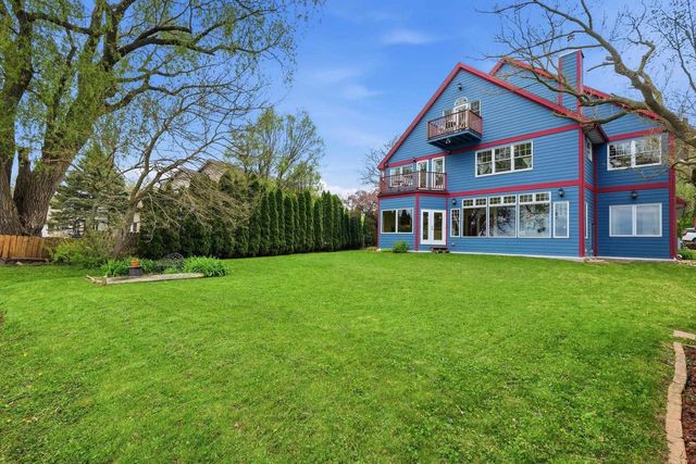 1904 Barber Drive, Stoughton, WI 53589