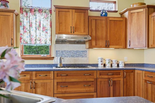 1904 Barber Drive, Stoughton, WI 53589