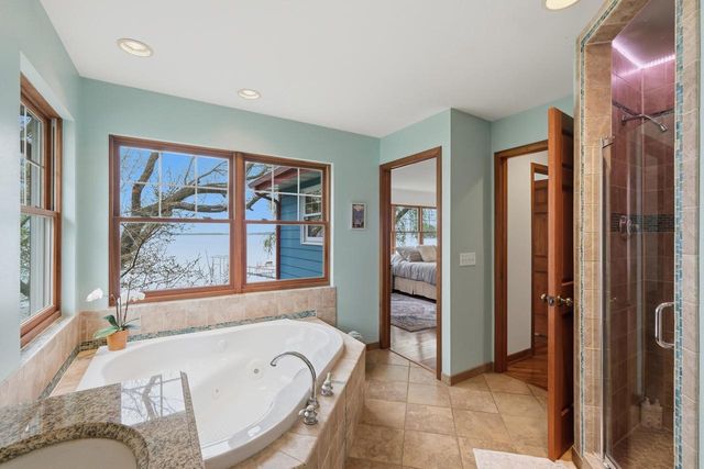 1904 Barber Drive, Stoughton, WI 53589