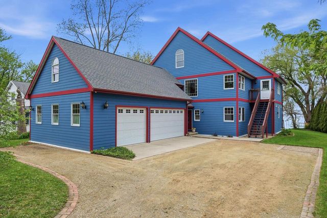 1904 Barber Drive, Stoughton, WI 53589