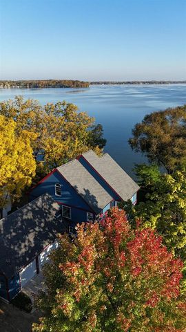 1904 Barber Drive, Stoughton, WI 53589